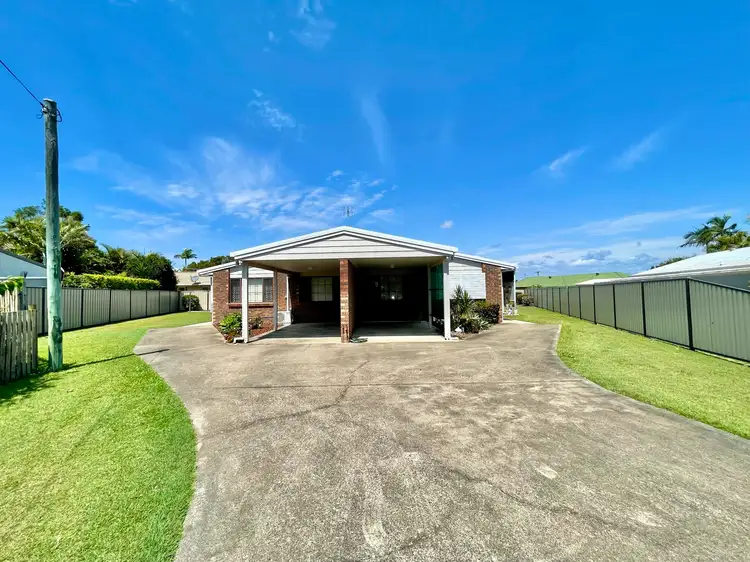 21 Granada Court, Point Vernon QLD 4655