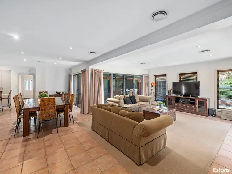 Sixth view of Homely house listing, 1 Silvan Crescent, Kialla VIC 3631