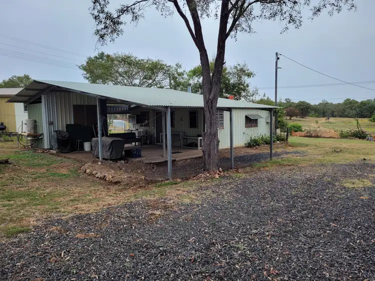 27 arthur lewis drive, Rubyvale QLD 4702