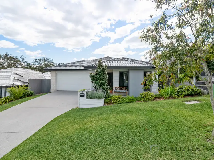 8 Falco Drive, Bahrs Scrub QLD 4207