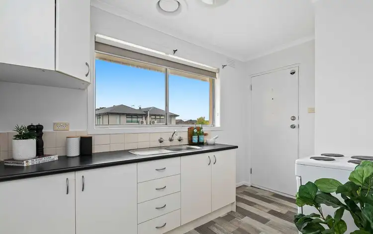 Third view of Homely flat listing, 3/1 James Avenue, Seaholme VIC 3018