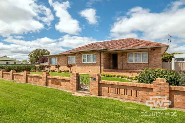 67 Coronation Avenue, Glen Innes NSW 2370
