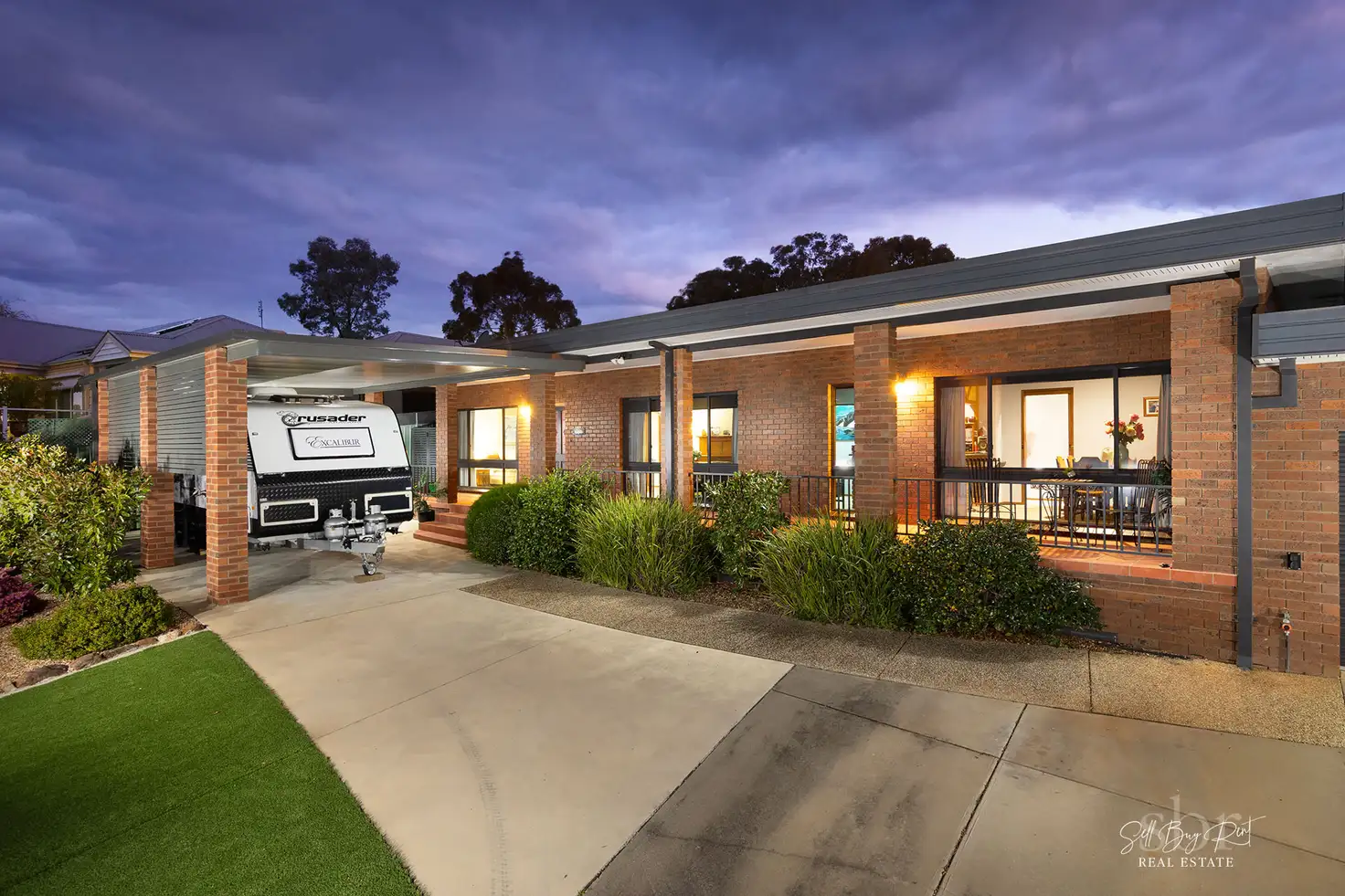 Main view of Homely house listing, 10 HALEY CRESCENT, Wodonga VIC 3690