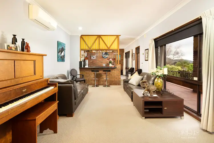 Fourth view of Homely house listing, 10 HALEY CRESCENT, Wodonga VIC 3690
