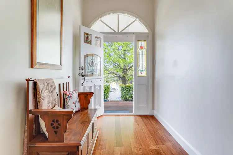 35 William Street, The Oaks NSW 2570