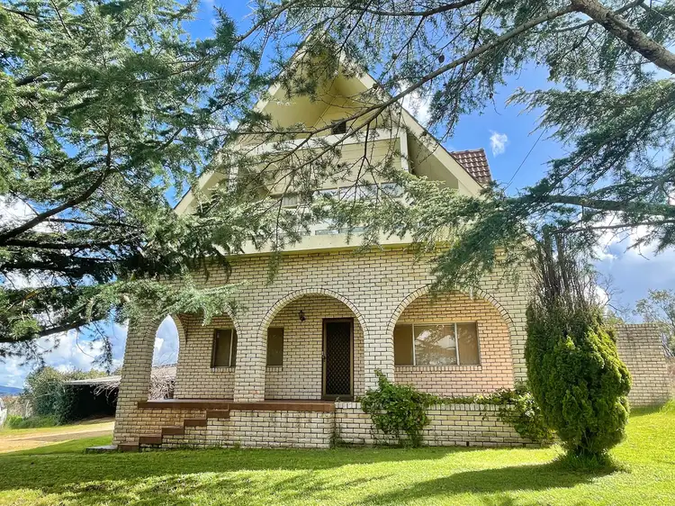 1 Alexandra Street, Grenfell NSW 2810