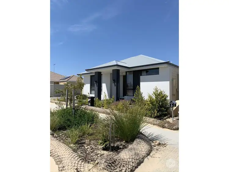 3 Quokka Road, Alkimos WA 6038