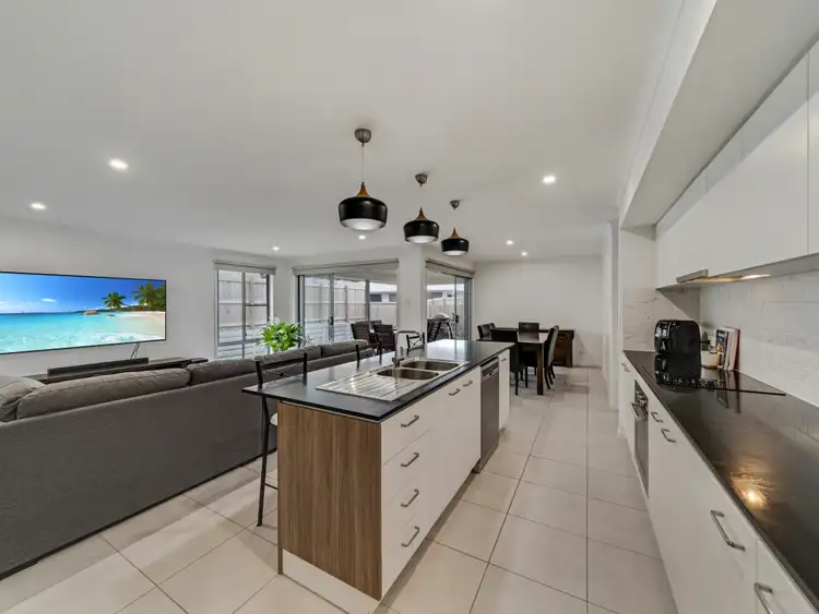 Fourth view of Homely house listing, 3 Monarch Court, Bahrs Scrub QLD 4207