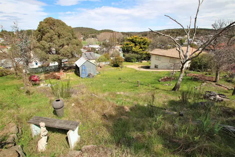 96 Massie Street, Cooma NSW 2630
