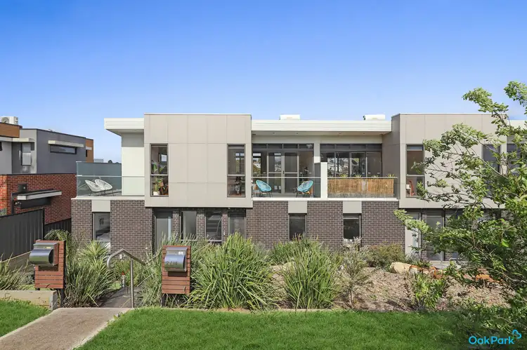 Main view of Homely townhouse listing, 2/18 Austin Cres, Pascoe Vale VIC 3044
