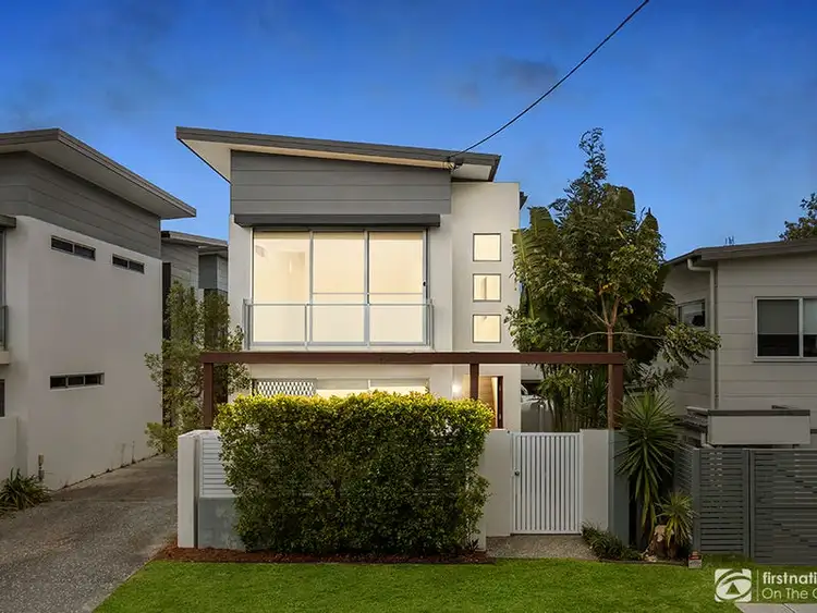 4/132 Eugaree Street, Southport QLD 4215