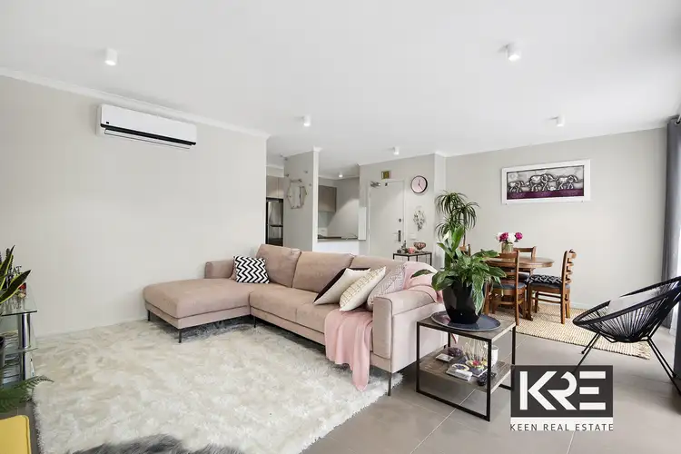Second view of Homely unit listing, 18 Hinterland Close, Lynbrook VIC 3975