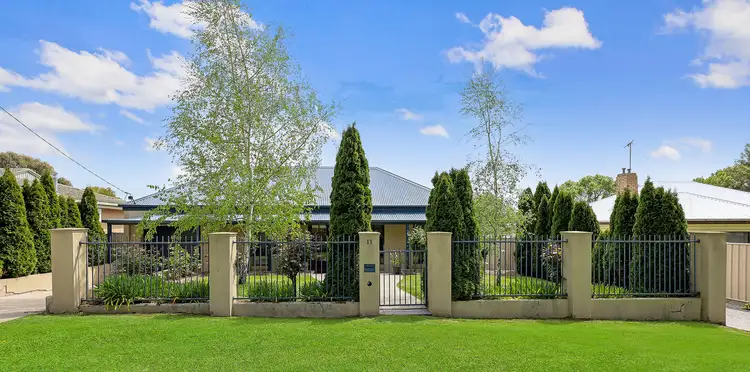 1/11 Eversley Street, Hamilton VIC 3300
