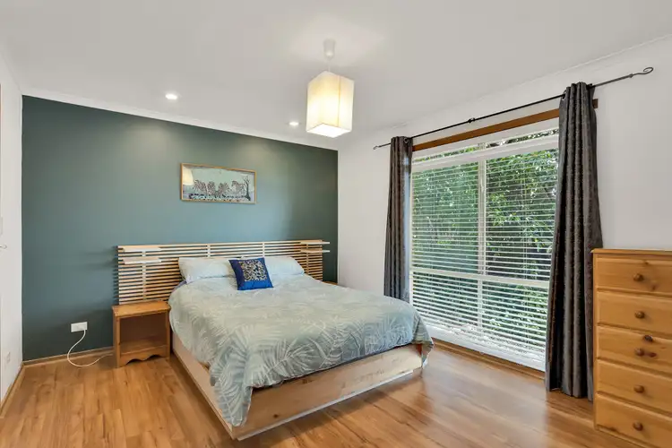 Fifth view of Homely house listing, 7 Mildura Crescent, Endeavour Hills VIC 3802
