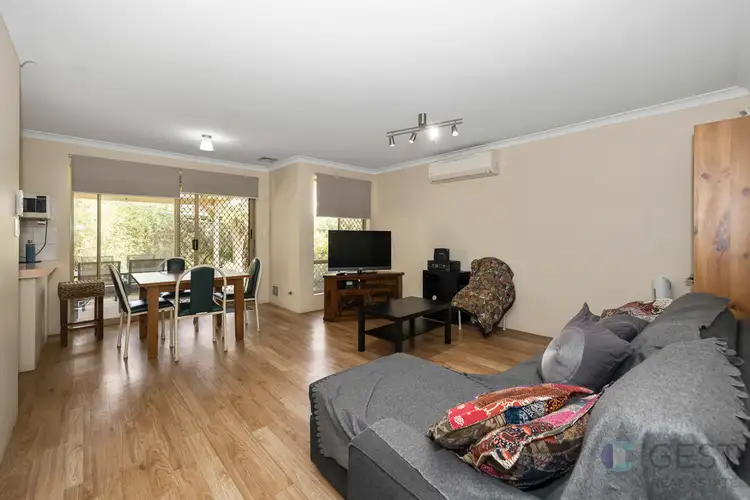 Sixth view of Homely villa listing, 4/2-8 Palmerston Street, St James WA 6102