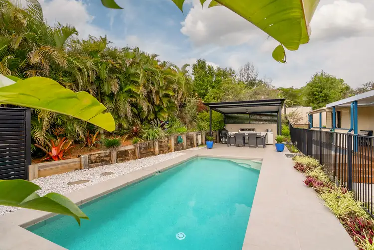 17 Dinmore Street, Woombye QLD 4559