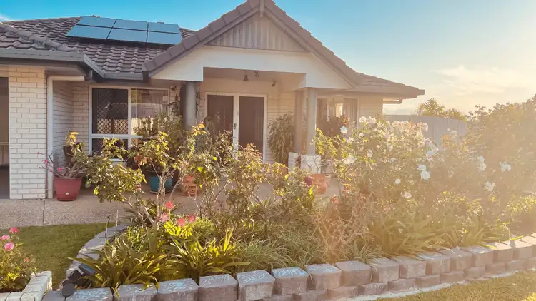 2 NARDOO CLOSE, Norman Gardens QLD 4701