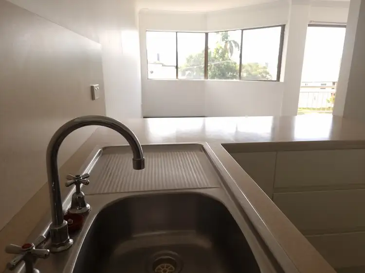 Sixth view of Homely unit listing, 6/104 KENT STREET, Rockhampton City QLD 4700