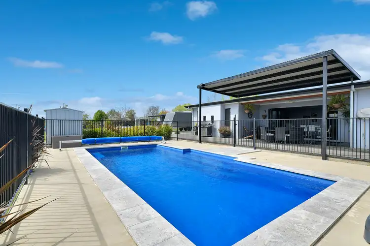 60 Valencia Drive, Orange NSW 2800