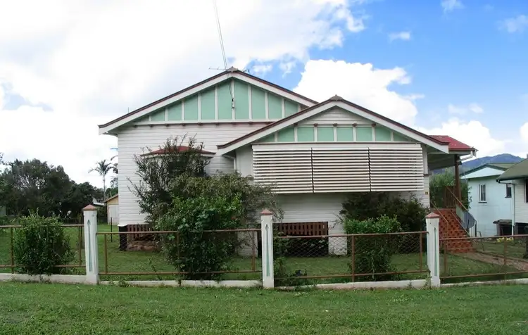25 Robert Street, Atherton QLD 4883
