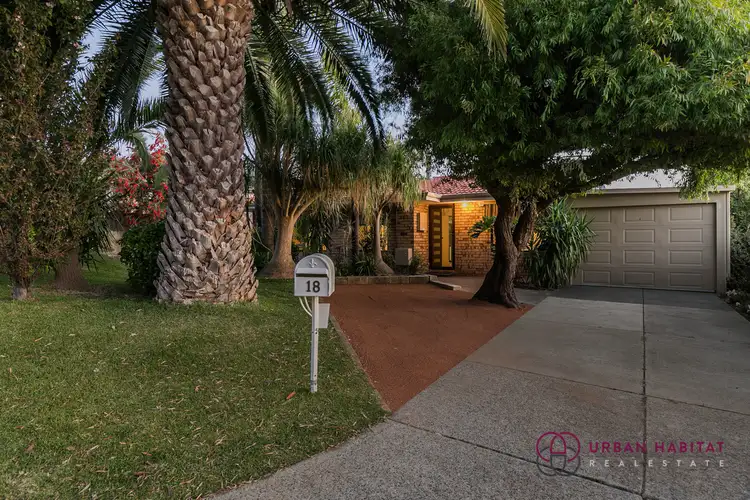18 Parkway Gardens, Parmelia WA 6167