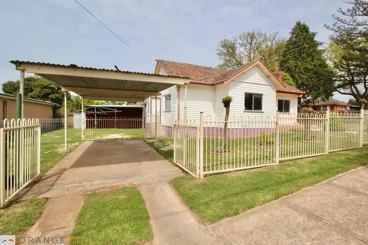 20 Fox Avenue, Orange NSW 2800