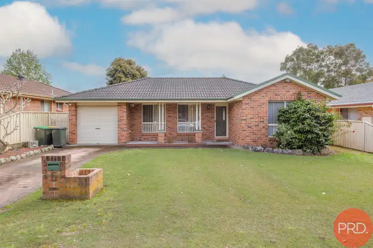 6 Blackbutt Place, Metford NSW 2323