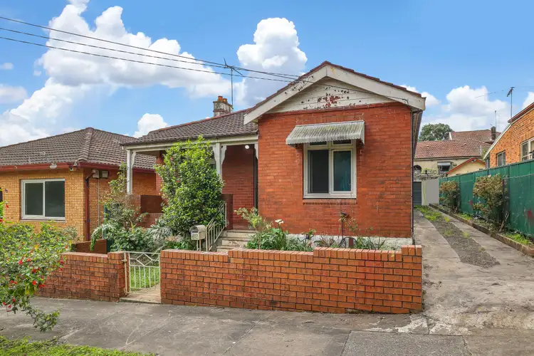 32 Monahan Avenue, Banksia NSW 2216