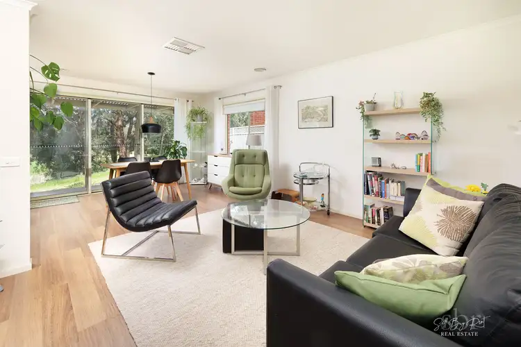 Fifth view of Homely house listing, 3 IRON CLOSE, Wodonga VIC 3690