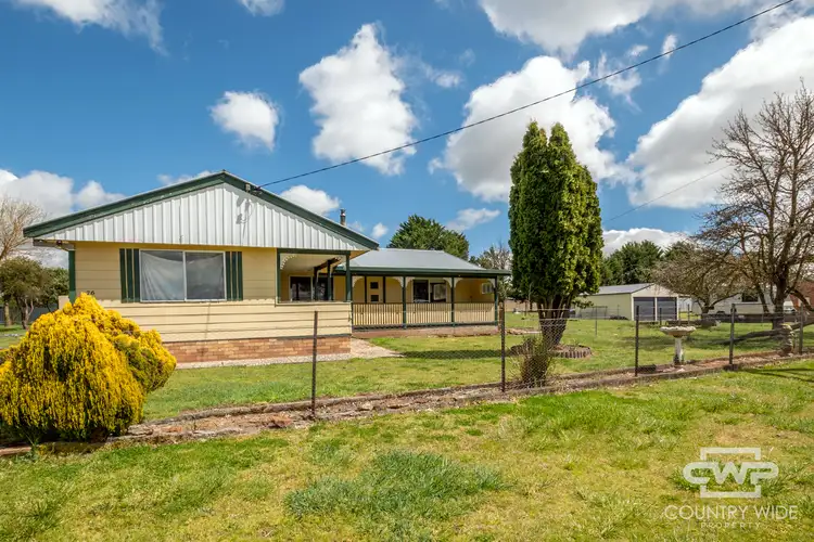 76 Hardinge Street, Guyra NSW 2365