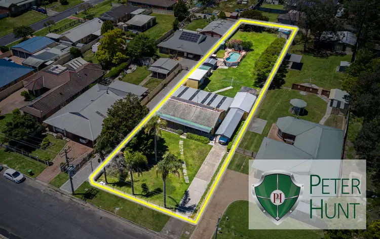 42 Carlton Road, Thirlmere NSW 2572