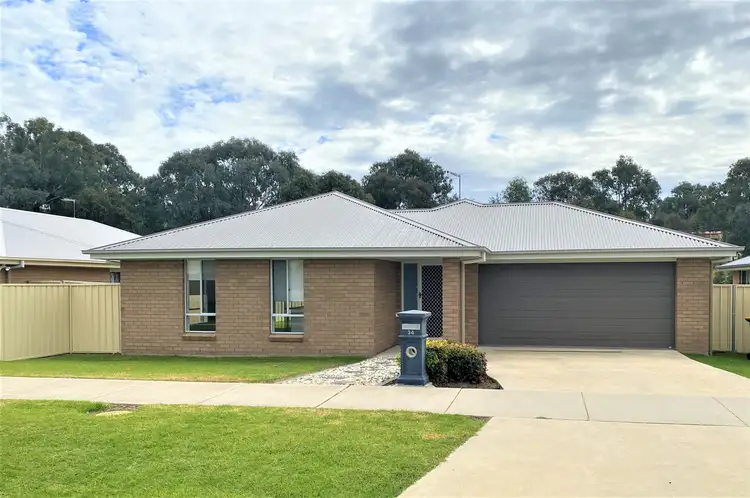 34 Royce Crescent, Lavington NSW 2641