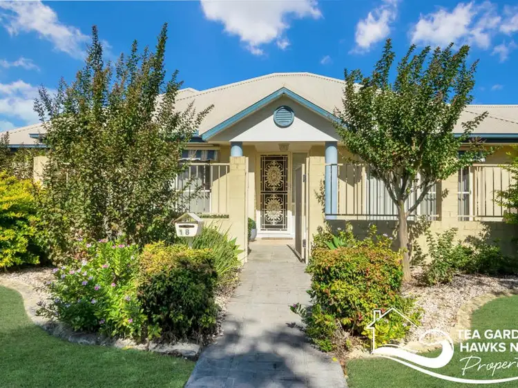 1/8 Billabong Avenue, Tea Gardens NSW 2324