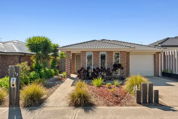 17 Crystall Place, Armstrong Creek VIC 3217