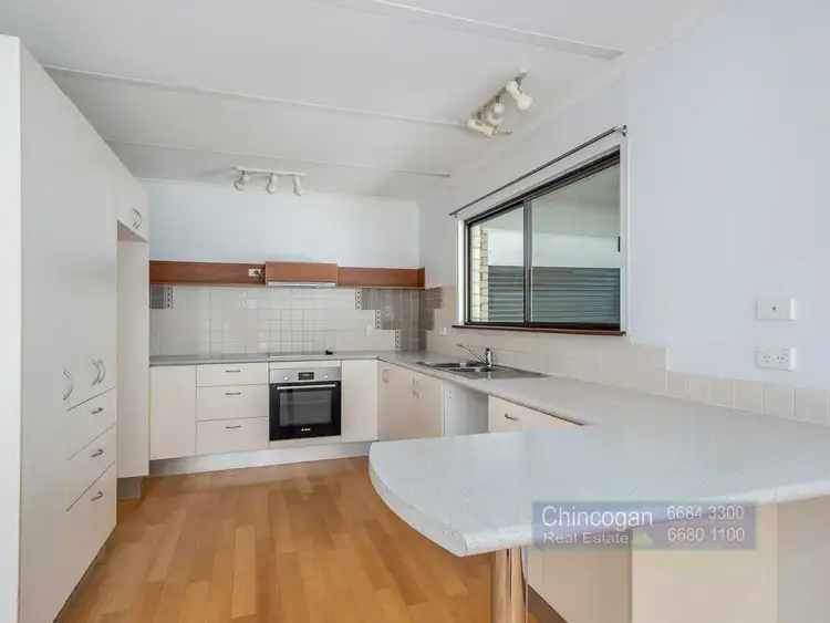 Fifth view of Homely house listing, 2/5 Aloota Crescent, Ocean Shores NSW 2483