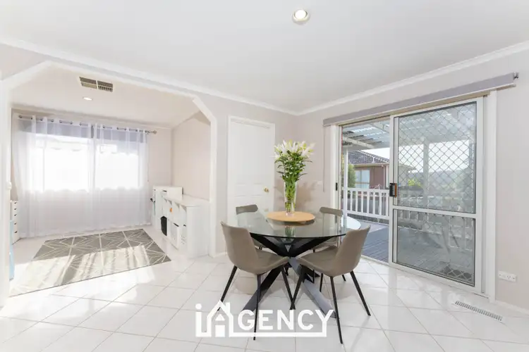 Fifth view of Homely house listing, 24 Mildura Crescent, Endeavour Hills VIC 3802