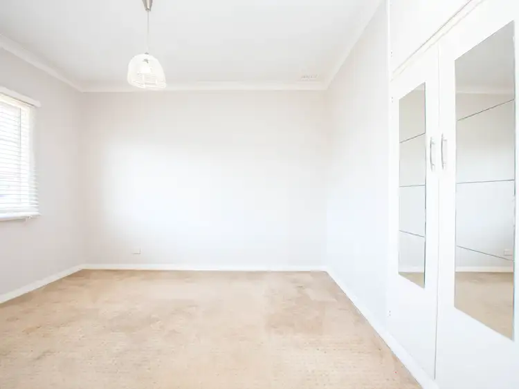 Fifth view of Homely unit listing, 12 Kingia Street, South Bunbury WA 6230