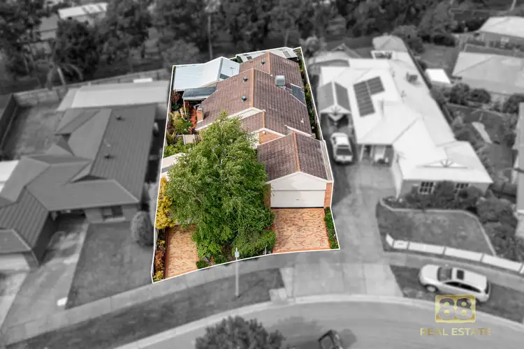 Second view of Homely house listing, 6 Foxglove Court, Cranbourne North VIC 3977