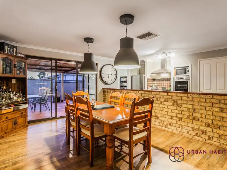 Fifth view of Homely house listing, 18 Riley Place, Leda WA 6170
