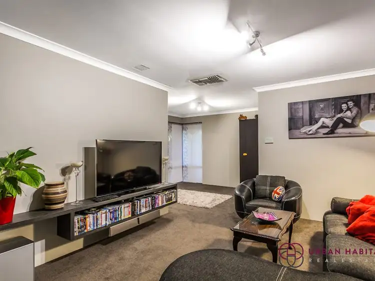 Seventh view of Homely house listing, 18 Riley Place, Leda WA 6170