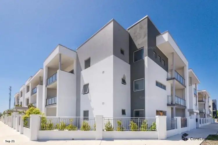 4/1 Urban Lane, Ellenbrook WA 6069