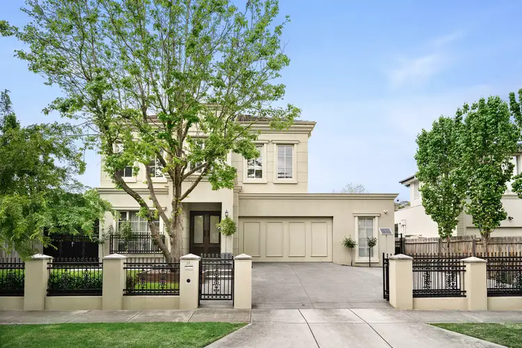 22 Valda Avenue, Mont Albert North VIC 3129