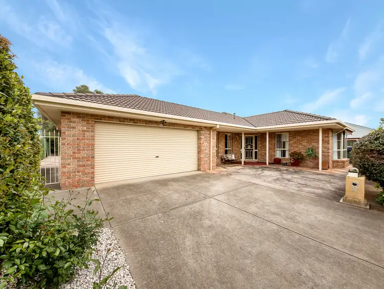 27 Hartigan Street, Thurgoona NSW 2640