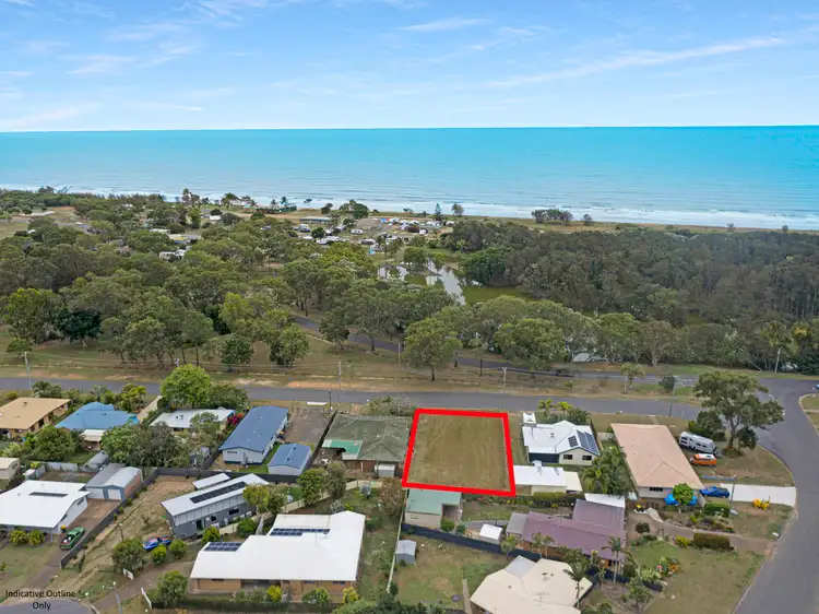 5 Club Avenue, Moore Park Beach QLD 4670