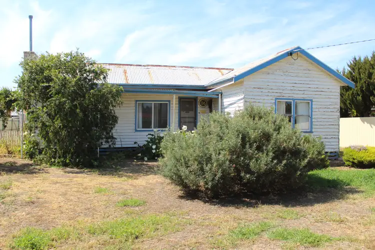 16 Park Street, Nhill VIC 3418