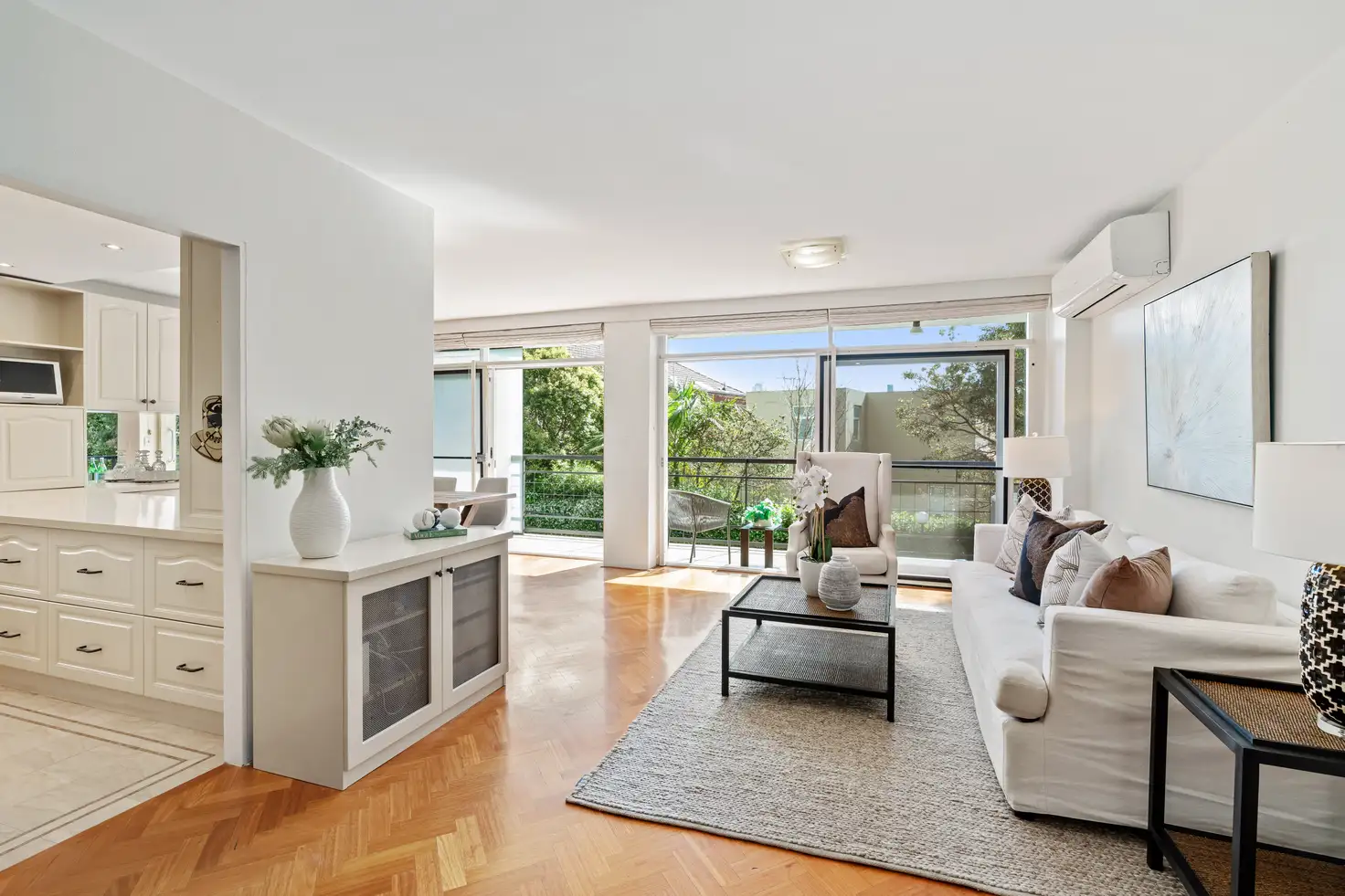 Main view of Homely apartment listing, 1/52 Darling Point Road, Darling Point NSW 2027