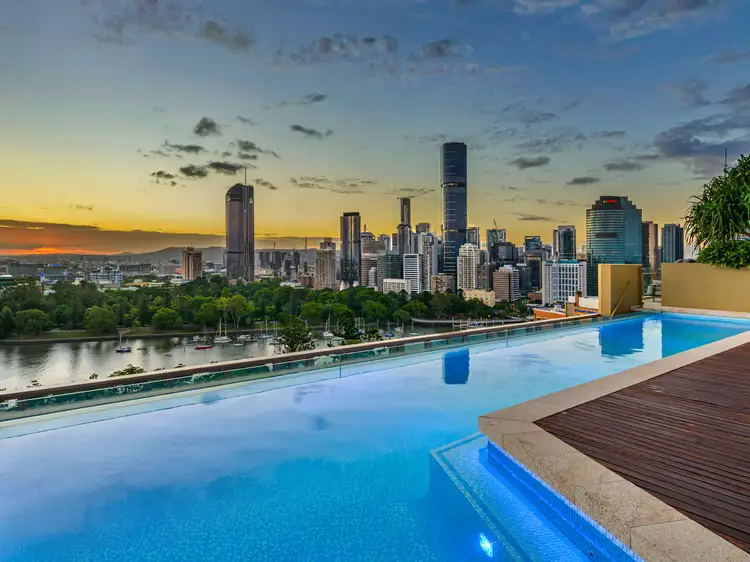 909/25 Shafston Avenue, Kangaroo Point QLD 4169