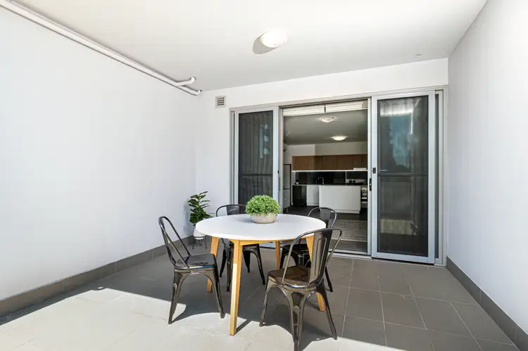 207/6 Land Street, Toowong QLD 4066