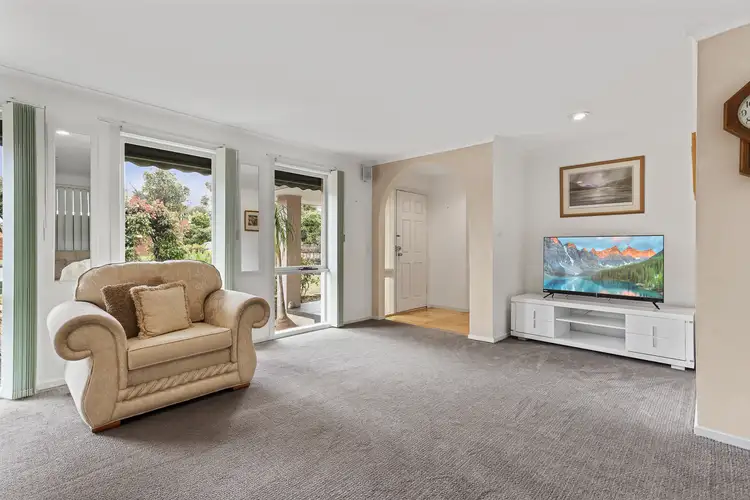 Fifth view of Homely house listing, 6 Tasman Place, Endeavour Hills VIC 3802