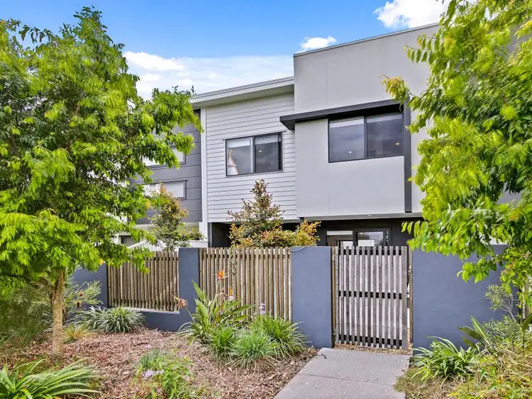 92 Annalise Circuit, Nirimba QLD 4551